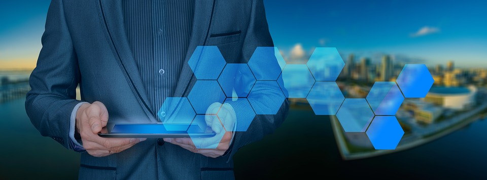 Understanding the Mechanics of Cloud Computing: How It Transforms Digital Services